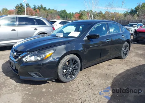 2017 Nissan Altima 2.5 Sr z USA, uszkodzony, nr VIN 1N4AL3AP5HC174784